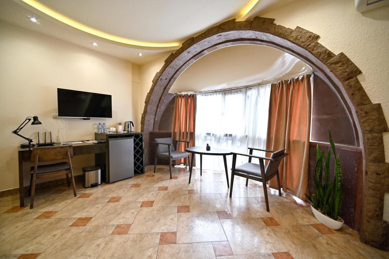 Skyline Hotel יירבאן מראה חיצוני תמונה