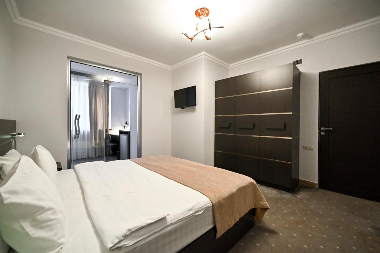 Skyline Hotel יירבאן מראה חיצוני תמונה