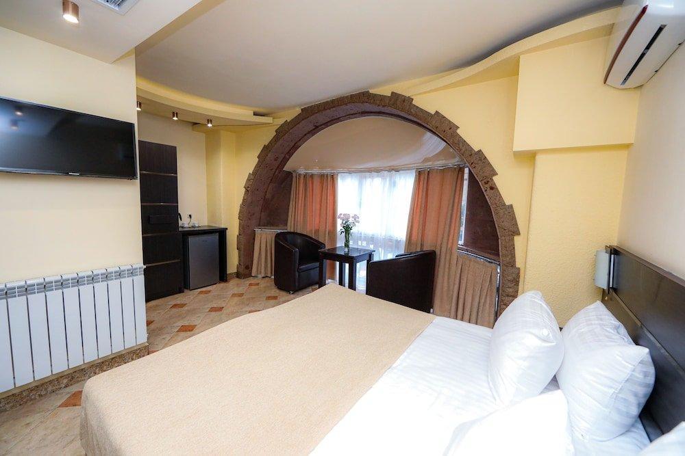 Skyline Hotel יירבאן מראה חיצוני תמונה