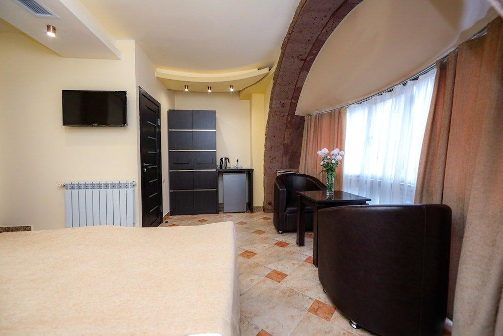 Skyline Hotel יירבאן מראה חיצוני תמונה